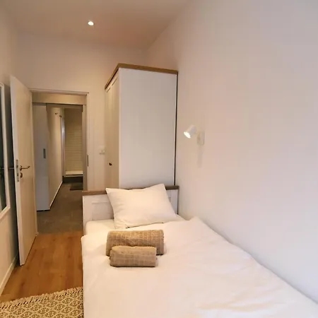 Banderovo 1 Apartament *